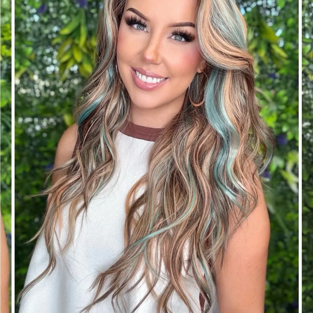 Long Wavy Women’s Hair Color - Blonde with Teal Highlights